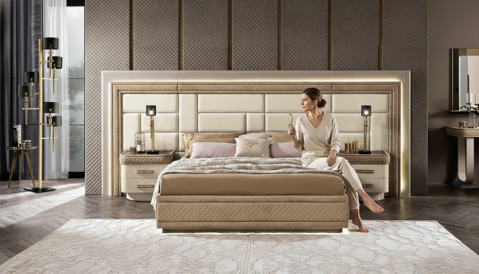 Mobili da camera da letto Letto Massiccio Beige Mobili Italiani Legno Letto Matrimoniale