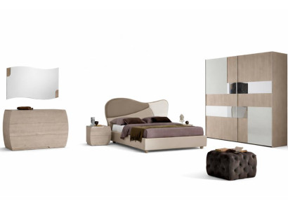Set completo per la camera da letto moderna reale - letto, armadio, comodino - 5 pezzi
