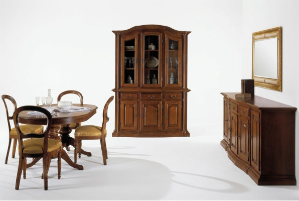 Set da pranzo design 7 pezzi in legno comò 4 sedie tavolo vetrina nuovo  Set da pranzo design 7 pezzi in legno, 4 sedie, tavolo e vetrina nuovi