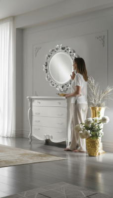 Classico set di 2 comodini per la camera da letto. Comò barocco rococò + specchio, nuovo.