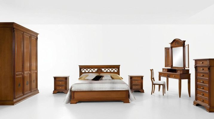 Set da camera da letto di lusso 8 pezzi. Letto + 2 comodini + tavolo trucco Mobili di design in legno massello