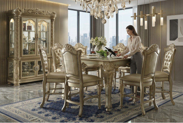 Set da pranzo classico dorato con tavolo rettangolare da pranzo, 8 sedie Chesterfield e vetrina, 10 pezzi.
