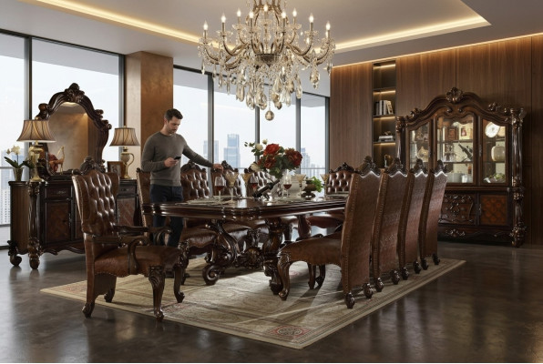 Set da pranzo classico in stile barocco con lussuoso tavolo da pranzo e sedie Chesterfield, set da 14 pezzi.