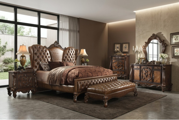 Set completo per la camera da letto con design, 6 pezzi. Letto e comodino inclusi nella decorazione della camera da letto.