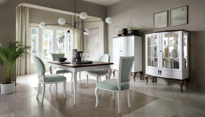 Sala da pranzo Classico set tavolo 4 sedie Vetrina Comò 7 pezzi