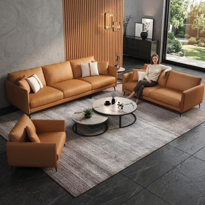 Divano componibile 3+2+1 posti in pelle, divano, salotto, arredamento, set design moderno.