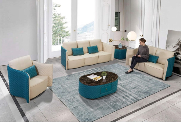 Divano a 3 posti stile italiano in pelle moderno.