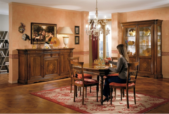 Set da pranzo Tavolo da pranzo 4 sedie Comò Vetrina Set di tavoli 7 pezzi Mobili