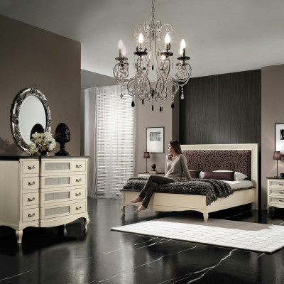 Set da camera da letto di lusso 4 pezzi. Letto 2 comodini Comò Mobili in legno massello Italia