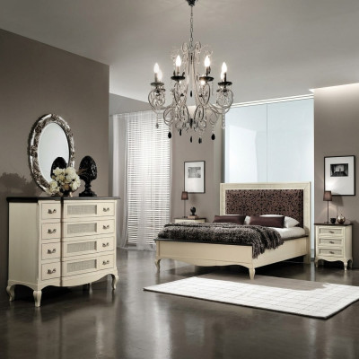 Set da camera da letto di lusso 4 pezzi. Letto 2 comodini Comò Mobili in legno massello Italia