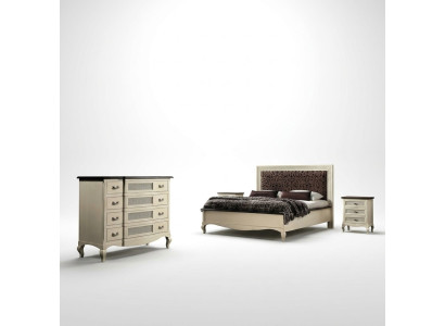 Set da camera da letto di lusso 4 pezzi. Letto 2 comodini Comò Mobili in legno massello Italia