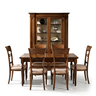 Vetrina in legno di lusso, armadi classici, credenza di design, mobili in stile italiano marrone.