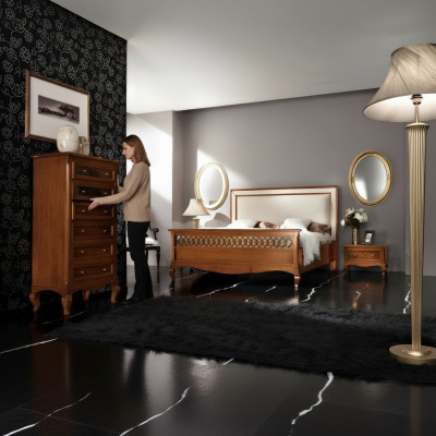Set da camera da letto di lusso 4 pezzi. Letto 2 comodini Comò Mobili in legno massello Italia