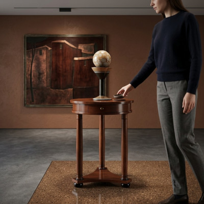 Tavolini da salotto rotondi in design di lusso per tavolini da caffè aggiuntivi per il soggiorno.   Tavolini da salotto rotondi di lusso come tavolini da caffè supplementari per il soggiorno.