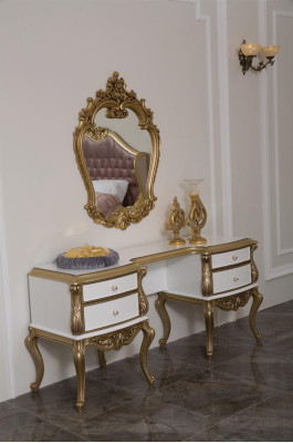 Tavolo da toeletta reale con specchio barocco, console in legno 2 pezzi.