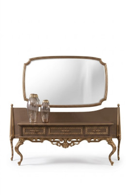 Tavoli consolle di lusso con specchio, credenze di lusso, cassettiera, tavolo.
