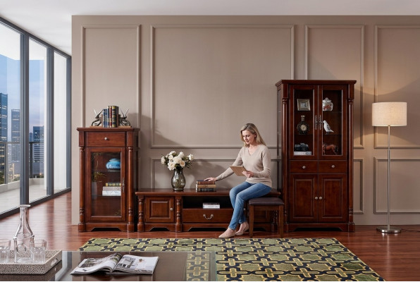 Design: parete attrezzata, mobile TV basso e 2 vetrine in stile classico - Set 3 pezzi.