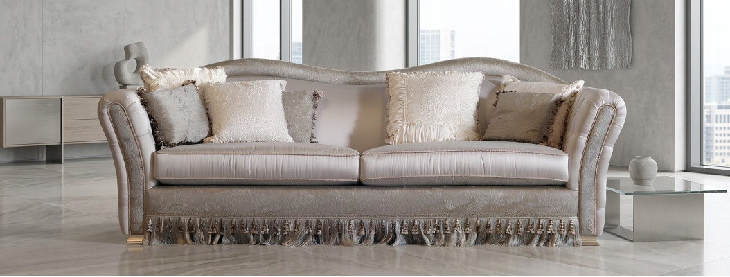 Chesterfield Classico divano a tre posti, divano in tessuto per soggiorno.