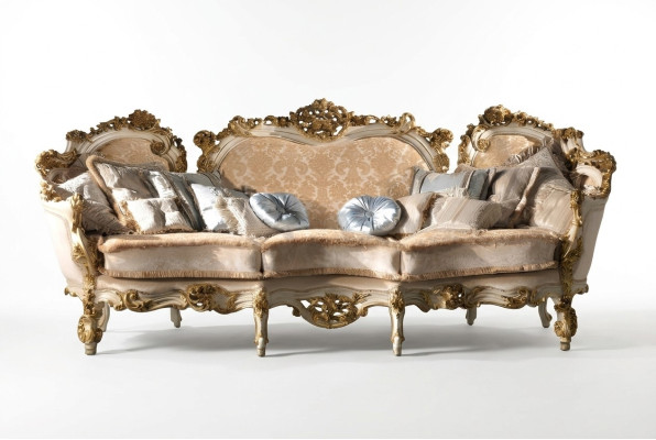 Divano design 4 posti in tessuto design in stile italiano, divano a 4 posti imbottito.