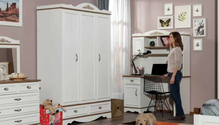 Armadio guardaroba di lusso Armadio classico Mobili in legno Camere da letto Armadi Bianco