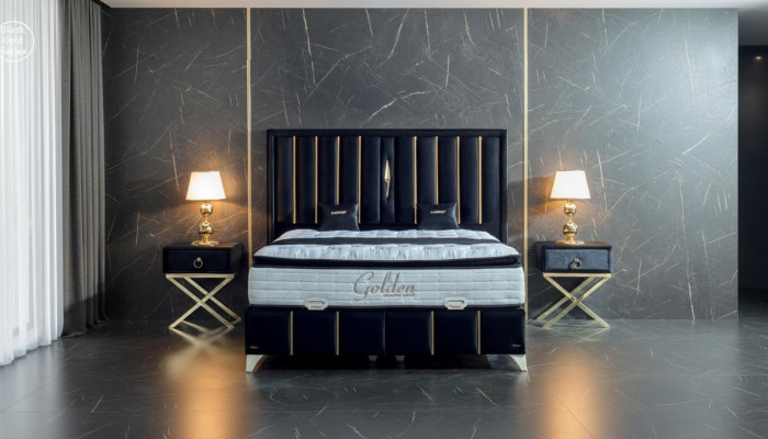 Camera da letto di lusso in velluto con letto matrimoniale in metallo e 2 comodini, set di mobili per letto 3 pezzi.