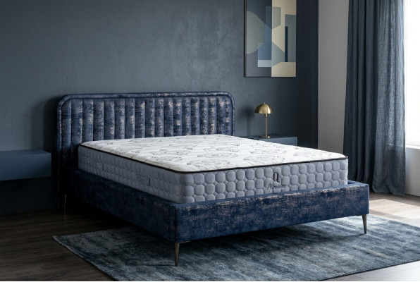 Letto Blu Letto Matrimoniale Camera da Letto Legno Mobili Design Elegante Tessuto Imbottito Nuovo