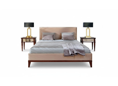 Moderna camera da letto color beige-marrone di lusso con letto matrimoniale in legno nuovo