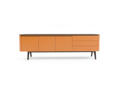 Mobile buffet di lusso in legno arancione per il soggiorno.