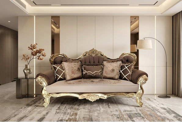 Chesterfield Barocco Divano a tre posti in stile sofà in stoffa dorata.