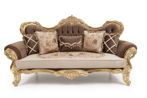 Chesterfield Barocco Divano a tre posti in stile sofà in stoffa dorata.