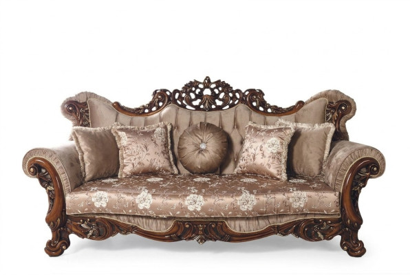 Barocco divano Chesterfield a tre posti in tessuto marrone.