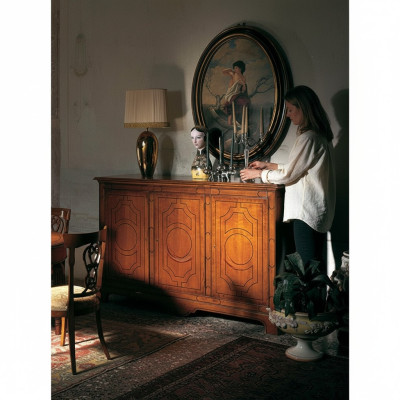 Credenze in legno massello Mobili armadio Comodini Comò Credenza