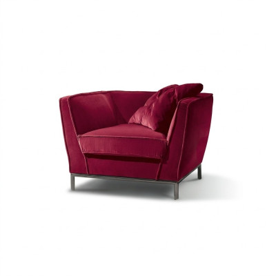 Poltrona monoposto di lusso, rivestita in rosso, design relax, mobili italiani Prianera nuovi.