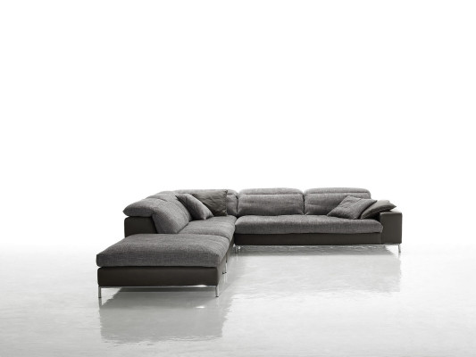 Divano d'angolo design a L in tessuto, Prianera, moderno, imbottitura grigia, nuovo.