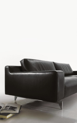 Divano di lusso a tre posti, divani a tre posti, design divano in pelle nera.