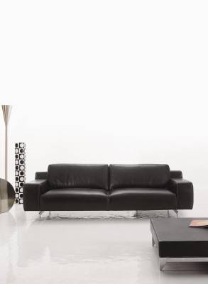 Divano di lusso a tre posti, divani a tre posti, design divano in pelle nera.
