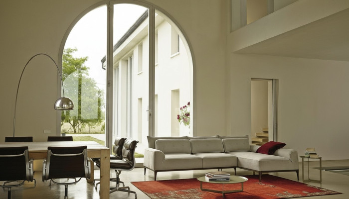 Divano d'angolo design moderno grigio tessuto ad L Salotto divano PRIANERA