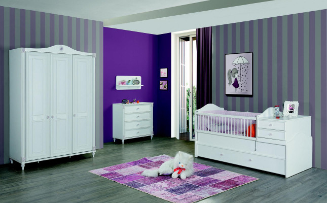 Camera dei bambini moderna con cassettiera con specchio e cassetti, design di mobili per la stanza.