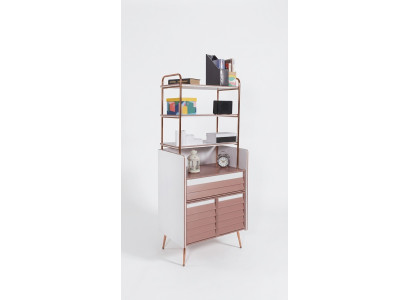 Libreria multifunzionale per camera da giovane in legno con ripiani.
