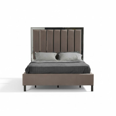 Design letto imbottito per camera da letto di hotel in doppia misura in metallo color taupe nuovo.