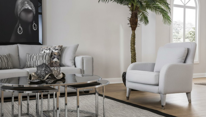 Poltrona da design per soggiorno con rivestimento in legno imbottito moderno di lusso grigio nuovo.