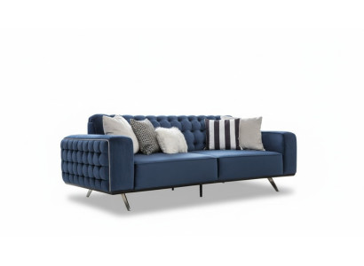 Classico divano Chesterfield a tre posti in blu, di lusso.