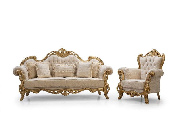 Divano e poltrona Chesterfield beige, in design di lusso di alta qualità.