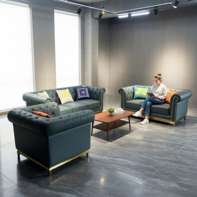 Set di divani Chesterfield per il soggiorno, composto da divano, divano a due posti e poltrona, gruppo di lusso, nuovo.