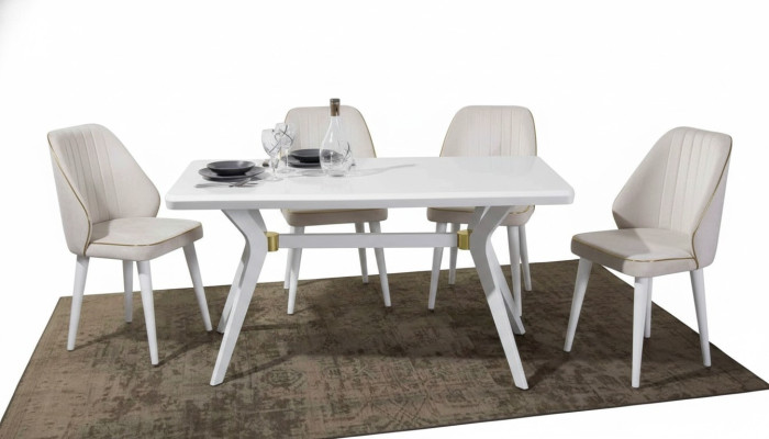 Set di sedie di design di lusso bianco 4x. Mobili in acciaio inossidabile e legno.