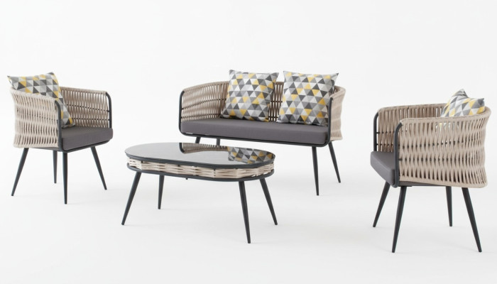 Mobili da giardino, set divano, tavolo, sgabello, poltrona, veranda, gruppi di sedute 4 pezzi.