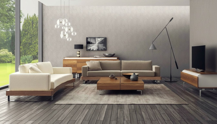 Sofà moderno a tre posti con struttura in legno per soggiorno.