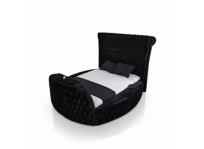 Moderno letto Chesterfield di lusso di colore nero.