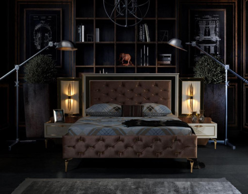 Set da camera da letto elegante in un design lussuoso con magnifici motivi.