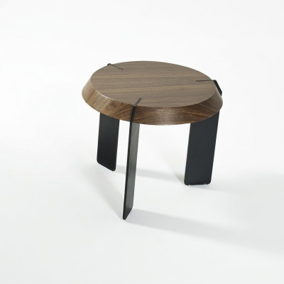Tavolini d'appoggio rotondi design di lusso in marrone per il salotto. Nuovi.